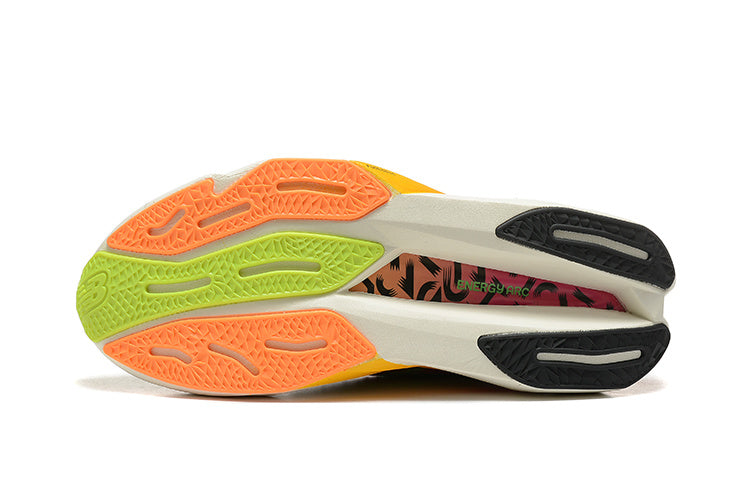 New Balance Elite v4 Shoes